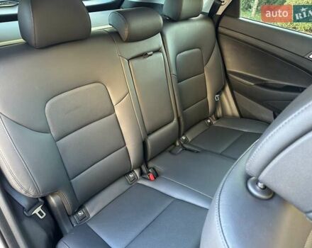 Білий Хендай Туксон, об'ємом двигуна 2 л та пробігом 148 тис. км за 22500 $, фото 65 на Automoto.ua