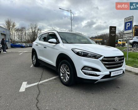 Білий Хендай Туксон, об'ємом двигуна 1.59 л та пробігом 82 тис. км за 17300 $, фото 1 на Automoto.ua
