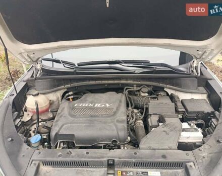 Белый Хендай Туксон, объемом двигателя 2 л и пробегом 158 тыс. км за 21000 $, фото 15 на Automoto.ua