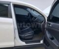 Белый Хендай Туксон, объемом двигателя 2 л и пробегом 157 тыс. км за 15500 $, фото 21 на Automoto.ua