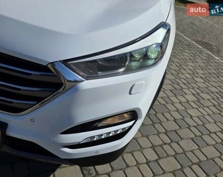 Хендай Туксон 2016 в Ивано-Франковске на Automoto.ua Белый Хендай Туксон, объемом двигателя 2 л и пробегом 148 тыс. км за 18950 $, фото 41 на Automoto.ua