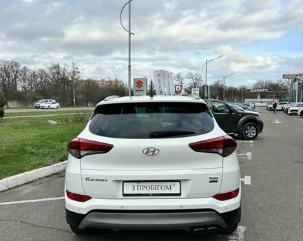 Білий Хендай Туксон, об'ємом двигуна 1.59 л та пробігом 82 тис. км за 17300 $, фото 4 на Automoto.ua
