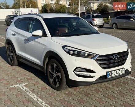 Хендай Туксон 2016 в Одессе на Automoto.ua Белый Хендай Туксон, объемом двигателя 2 л и пробегом 91 тыс. км за 20500 $, фото 9 на Automoto.ua