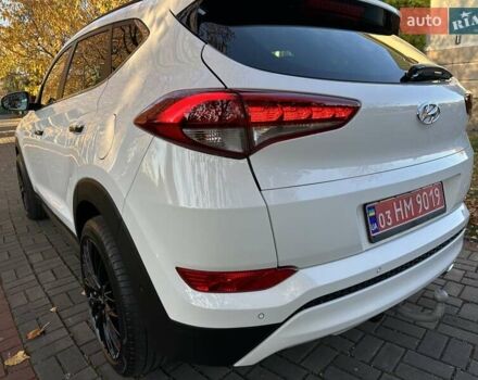 Білий Хендай Туксон, об'ємом двигуна 2 л та пробігом 148 тис. км за 22500 $, фото 83 на Automoto.ua
