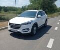 Белый Хендай Туксон, объемом двигателя 2 л и пробегом 90 тыс. км за 18550 $, фото 1 на Automoto.ua
