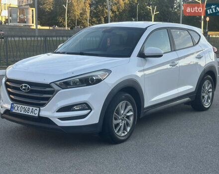 Білий Хендай Туксон, об'ємом двигуна 2 л та пробігом 89 тис. км за 16000 $, фото 1 на Automoto.ua