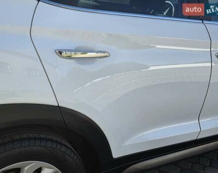 Хендай Туксон 2016 в Ивано-Франковске на Automoto.ua Белый Хендай Туксон, объемом двигателя 2 л и пробегом 148 тыс. км за 18950 $, фото 26 на Automoto.ua