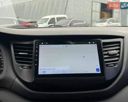 Белый Хендай Туксон, объемом двигателя 2 л и пробегом 147 тыс. км за 18740 $, фото 32 на Automoto.ua