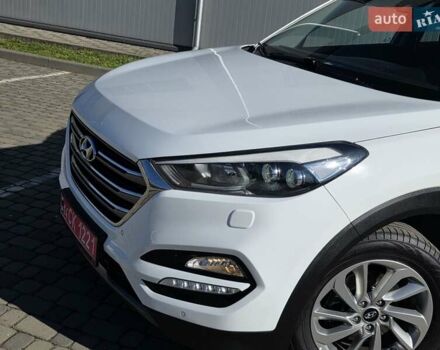 Хендай Туксон 2016 в Ивано-Франковске на Automoto.ua Белый Хендай Туксон, объемом двигателя 2 л и пробегом 148 тыс. км за 18950 $, фото 18 на Automoto.ua