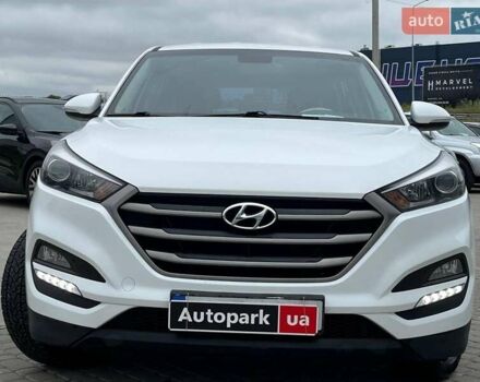 Белый Хендай Туксон, объемом двигателя 2 л и пробегом 147 тыс. км за 18740 $, фото 1 на Automoto.ua