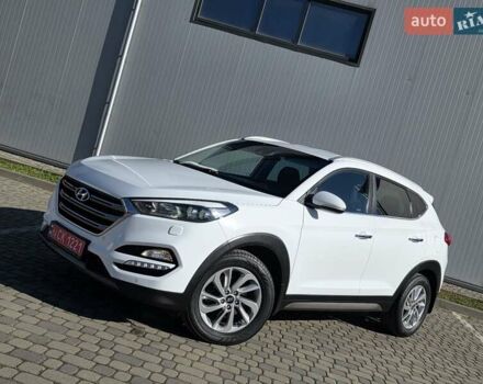 Хендай Туксон 2016 в Ивано-Франковске на Automoto.ua Белый Хендай Туксон, объемом двигателя 2 л и пробегом 148 тыс. км за 18950 $, фото 1 на Automoto.ua
