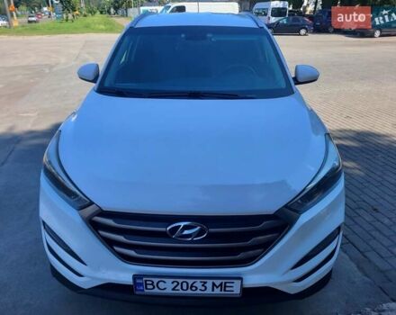 Білий Хендай Туксон, об'ємом двигуна 2 л та пробігом 185 тис. км за 13700 $, фото 6 на Automoto.ua