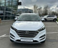 Белый Хендай Туксон, объемом двигателя 1.59 л и пробегом 82 тыс. км за 16300 $, фото 2 на Automoto.ua