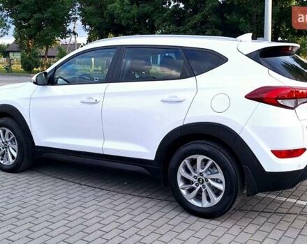 Хендай Туксон 2016 в Коломые на Automoto.ua Белый Хендай Туксон, объемом двигателя 2 л и пробегом 221 тыс. км за 16300 $, фото 11 на Automoto.ua