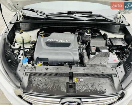 Белый Хендай Туксон, объемом двигателя 2 л и пробегом 173 тыс. км за 17200 $, фото 24 на Automoto.ua