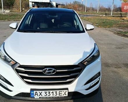 Хендай Туксон 2016 у Харкові на Automoto.ua Білий Хендай Туксон, об'ємом двигуна 2 л та пробігом 121 тис. км за 17800 $, фото 3 на Automoto.ua