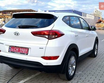 Хендай Туксон 2016 в Коломые на Automoto.ua Белый Хендай Туксон, объемом двигателя 2 л и пробегом 221 тыс. км за 16400 $, фото 41 на Automoto.ua
