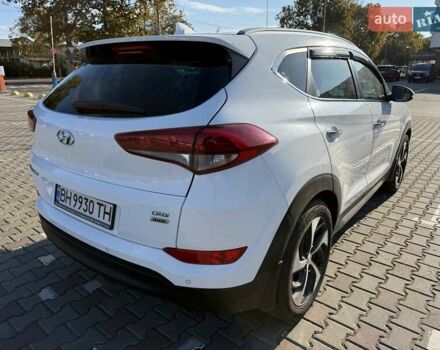 Хендай Туксон 2016 в Одессе на Automoto.ua Белый Хендай Туксон, объемом двигателя 2 л и пробегом 91 тыс. км за 20500 $, фото 5 на Automoto.ua