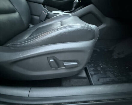 Белый Хендай Туксон, объемом двигателя 2 л и пробегом 152 тыс. км за 18500 $, фото 40 на Automoto.ua