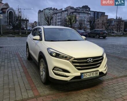 Белый Хендай Туксон, объемом двигателя 2 л и пробегом 158 тыс. км за 18000 $, фото 1 на Automoto.ua