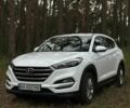 Белый Хендай Туксон, объемом двигателя 2 л и пробегом 210 тыс. км за 17300 $, фото 1 на Automoto.ua