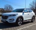 Білий Хендай Туксон, об'ємом двигуна 2 л та пробігом 140 тис. км за 24000 $, фото 1 на Automoto.ua