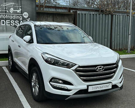 Білий Хендай Туксон, об'ємом двигуна 1.59 л та пробігом 82 тис. км за 17300 $, фото 10 на Automoto.ua