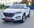 Белый Хендай Туксон, объемом двигателя 2 л и пробегом 221 тыс. км за 15999 $, фото 1 на Automoto.ua