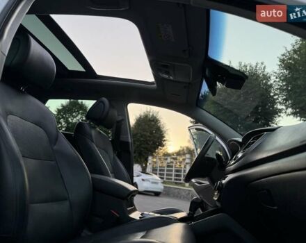 Білий Хендай Туксон, об'ємом двигуна 2 л та пробігом 175 тис. км за 18200 $, фото 42 на Automoto.ua