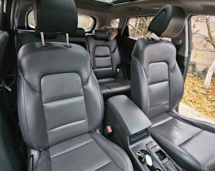 Белый Хендай Туксон, объемом двигателя 2 л и пробегом 187 тыс. км за 24000 $, фото 7 на Automoto.ua