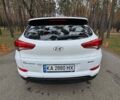 Белый Хендай Туксон, объемом двигателя 2 л и пробегом 194 тыс. км за 19300 $, фото 4 на Automoto.ua