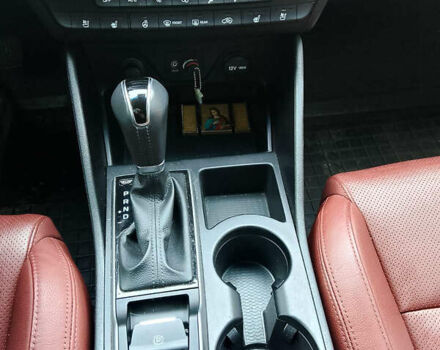 Белый Хендай Туксон, объемом двигателя 2 л и пробегом 68 тыс. км за 27000 $, фото 18 на Automoto.ua