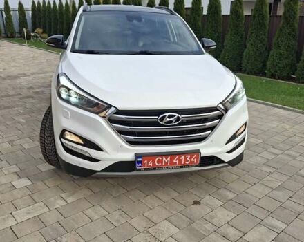 Белый Хендай Туксон, объемом двигателя 2 л и пробегом 203 тыс. км за 18700 $, фото 25 на Automoto.ua