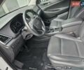 Білий Хендай Туксон, об'ємом двигуна 2 л та пробігом 80 тис. км за 20000 $, фото 6 на Automoto.ua