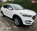 Белый Хендай Туксон, объемом двигателя 1.69 л и пробегом 178 тыс. км за 12800 $, фото 1 на Automoto.ua