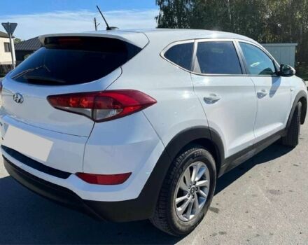 Белый Хендай Туксон, объемом двигателя 0 л и пробегом 144 тыс. км за 12600 $, фото 3 на Automoto.ua