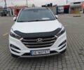 Белый Хендай Туксон, объемом двигателя 2 л и пробегом 260 тыс. км за 19900 $, фото 5 на Automoto.ua