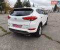 Белый Хендай Туксон, объемом двигателя 2 л и пробегом 217 тыс. км за 18300 $, фото 5 на Automoto.ua