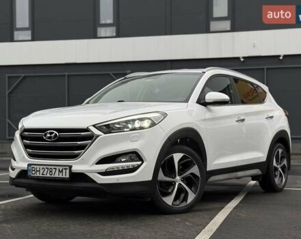 Белый Хендай Туксон, объемом двигателя 2 л и пробегом 82 тыс. км за 19000 $, фото 19 на Automoto.ua