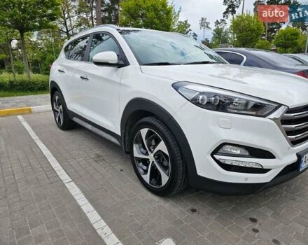 Білий Хендай Туксон, об'ємом двигуна 2 л та пробігом 80 тис. км за 20000 $, фото 2 на Automoto.ua