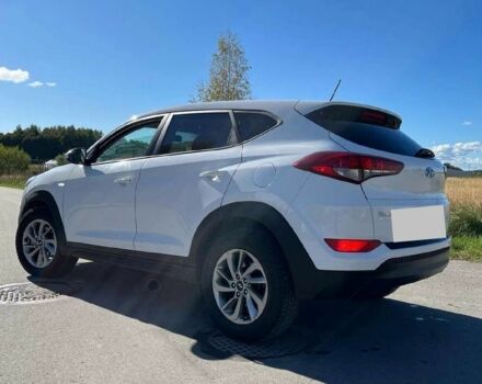 Белый Хендай Туксон, объемом двигателя 0 л и пробегом 144 тыс. км за 12600 $, фото 5 на Automoto.ua