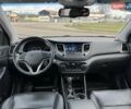 Білий Хендай Туксон, об'ємом двигуна 2 л та пробігом 107 тис. км за 19400 $, фото 14 на Automoto.ua