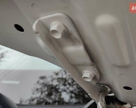 Белый Хендай Туксон, объемом двигателя 2 л и пробегом 147 тыс. км за 17500 $, фото 34 на Automoto.ua