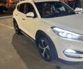 Белый Хендай Туксон, объемом двигателя 2 л и пробегом 71 тыс. км за 21500 $, фото 6 на Automoto.ua