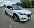 Белый Хендай Туксон, объемом двигателя 2 л и пробегом 97 тыс. км за 23600 $, фото 1 на Automoto.ua