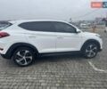 Белый Хендай Туксон, объемом двигателя 1.7 л и пробегом 149 тыс. км за 18200 $, фото 6 на Automoto.ua