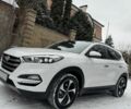 Белый Хендай Туксон, объемом двигателя 1.6 л и пробегом 147 тыс. км за 15900 $, фото 1 на Automoto.ua