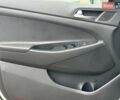 Белый Хендай Туксон, объемом двигателя 2 л и пробегом 175 тыс. км за 22990 $, фото 11 на Automoto.ua