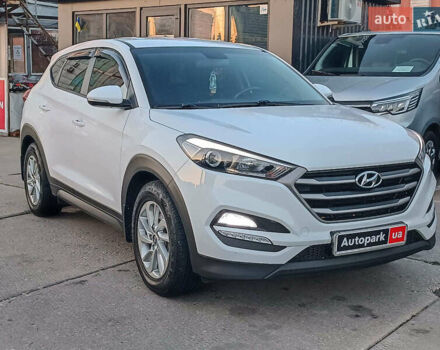Хендай Туксон 2017 в Харькове на Automoto.ua Белый Хендай Туксон, объемом двигателя 2 л и пробегом 146 тыс. км за 16490 $, фото 6 на Automoto.ua
