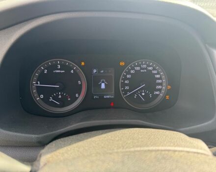 Білий Хендай Туксон, об'ємом двигуна 2 л та пробігом 82 тис. км за 15800 $, фото 13 на Automoto.ua